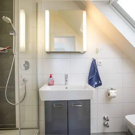 Apartmenthaus Roberta Leuchtturm Apartment